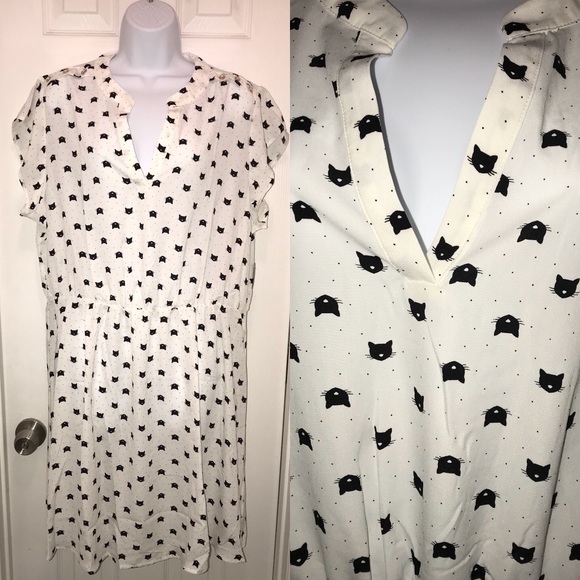 Dresses & Skirts - NWT 😻 Totally adorable cat dress